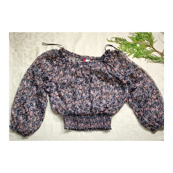 NEW H&M blouse peasant style Floral blouse Size S - Picture 2 of 5